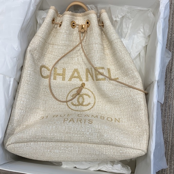 Chanel 31 Rue Cambon Paris Large Deauville Backpack in Ivory Gold - Picture 5 of 14
